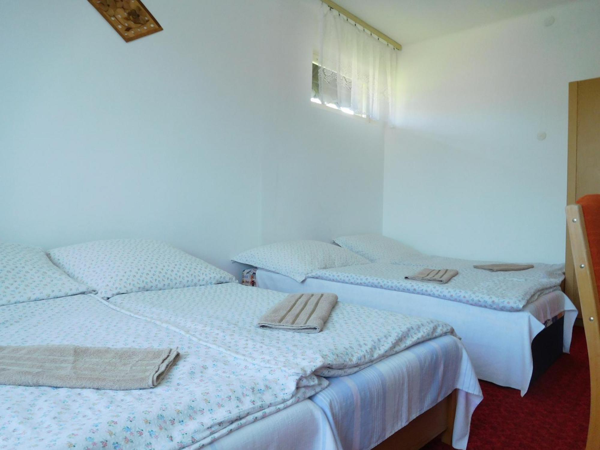 Napfeny Vendeghaz Apartment Mişcolţ Exterior foto